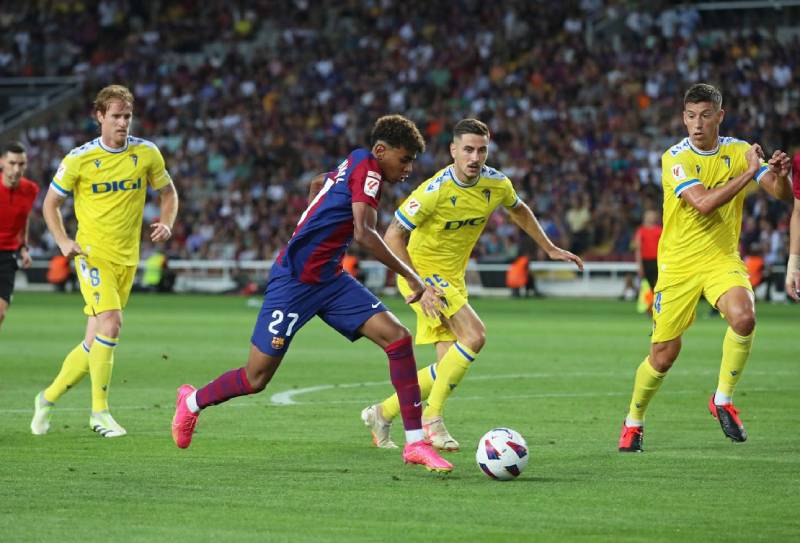 Cầu Thủ Yamal - Viên Ngọc Thô Đang Tỏa Sáng Của Barcelona 6 Lamine Yamal có thể trở thành siêu sao hàng đầu?